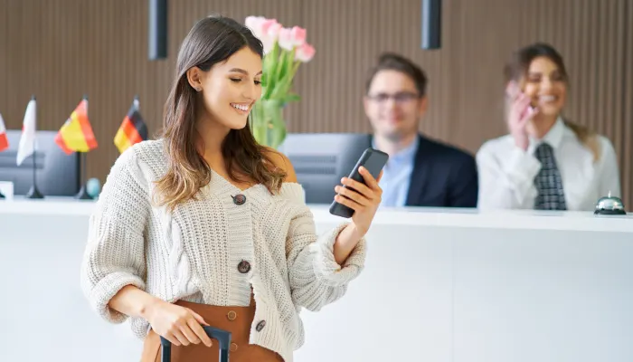 Client working with a GetFriday virtual assistant